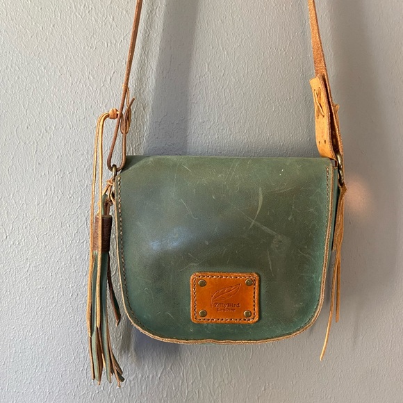 Handcrafted Leather Crossbody Bag Purse - Picture 6 of 7